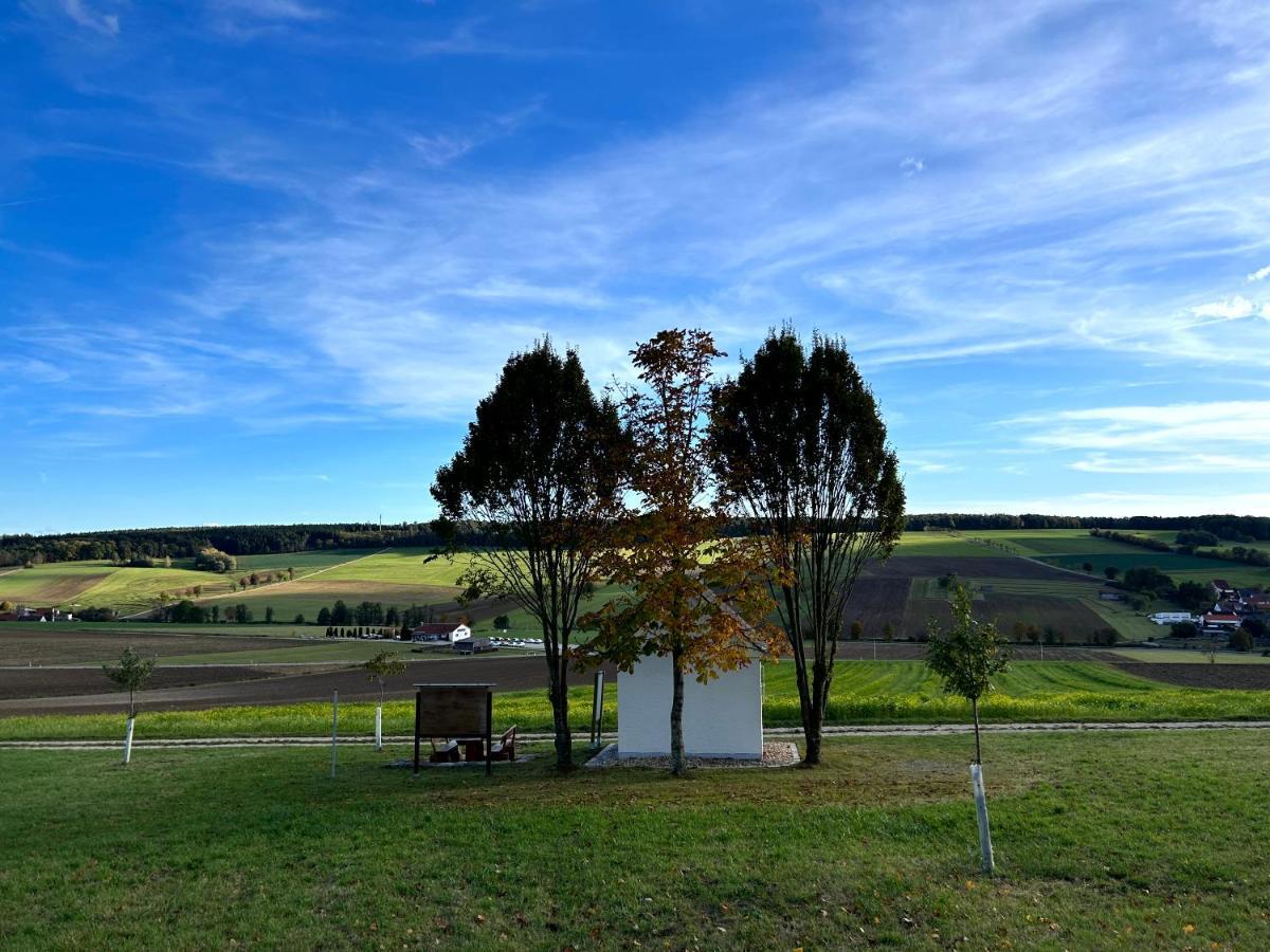 Ferienwohnung Im Usseltal - Monheimer Alb - Altmuehltal - Familie Geyer - Daiting Monheim  Dış mekan fotoğraf